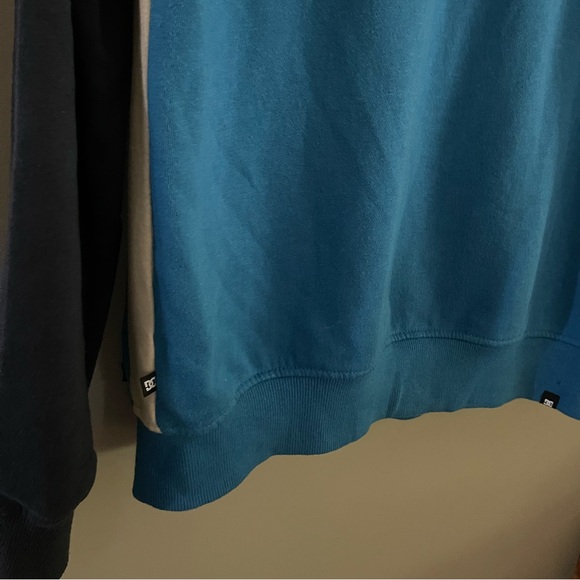 DC SHOE CO USA full-zip jacket - Picture 7 of 9